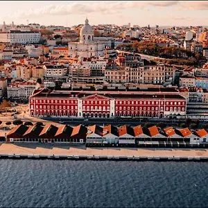 mt-25-apartment-lisbon.hotels-lisbon-portugal.com/